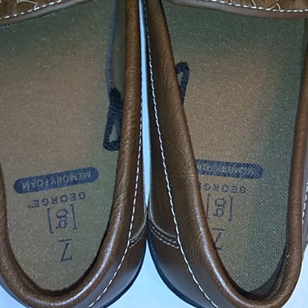 NWOT George memory foam loafers. - Picture 4 of 10